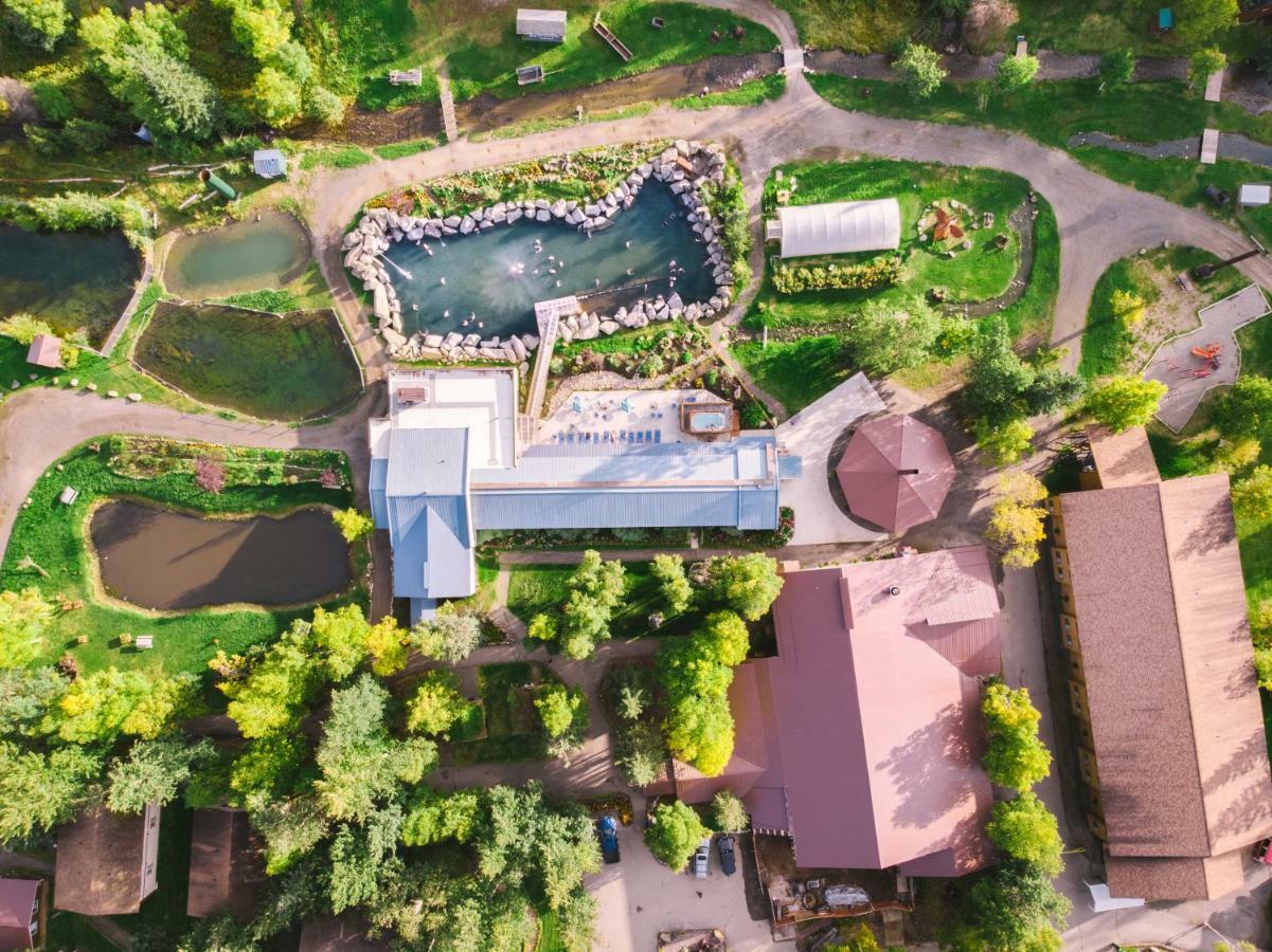 Chena Hot Springs Resort Экстерьер фото